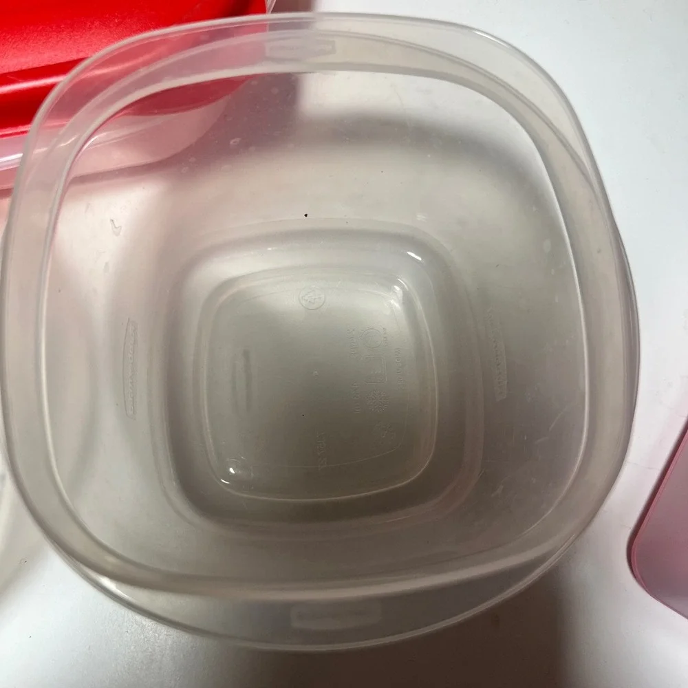 Rubbermaid 8pc Food Storage Container Set Red Easy‎ Find Lids Clear Plastic
